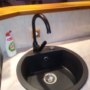 Granitna sudopera Gorenje KM12 karbon i Afro Marbomil slavina za sudoperu
